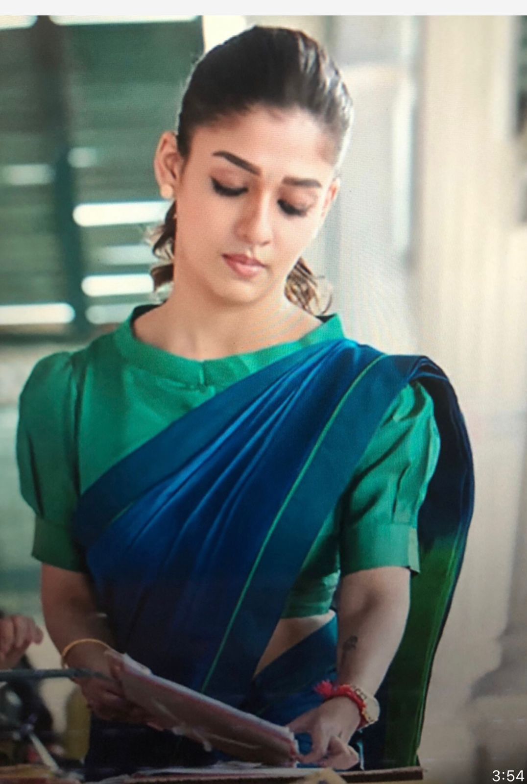 Teal Blue Raw Silk Dual Tone Saree With Blouse Piece For Women