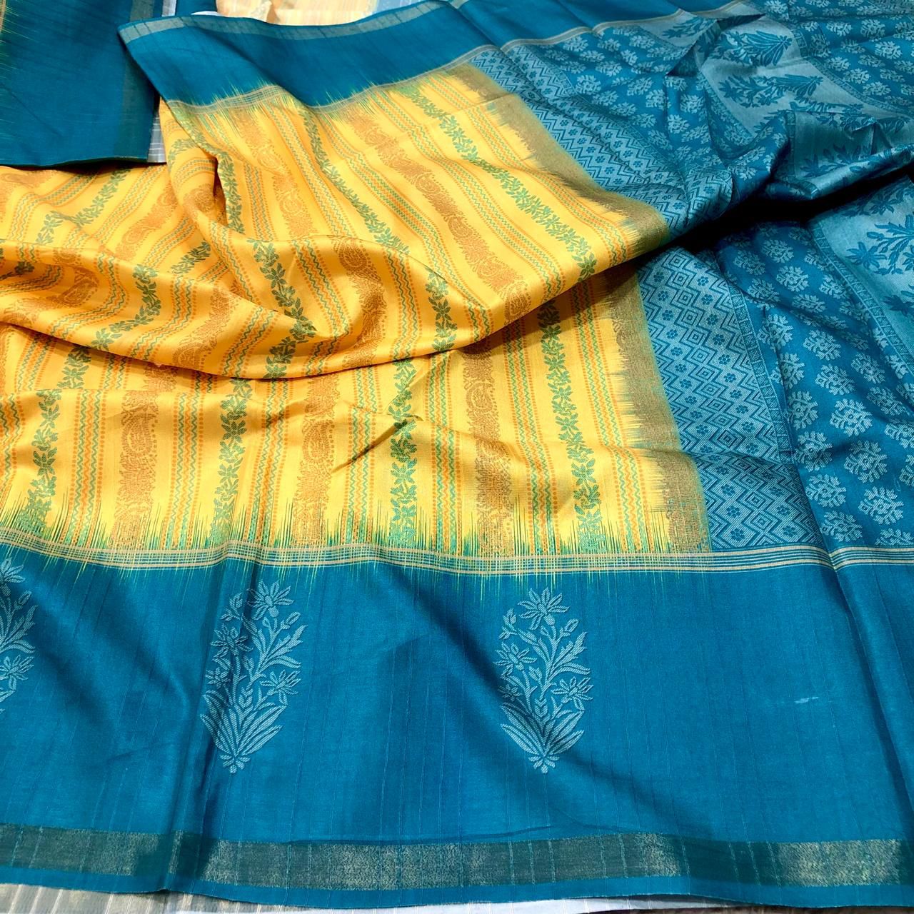 Lemon Yellow Jute Silk Yellow Saree With Blouse Piece For Women