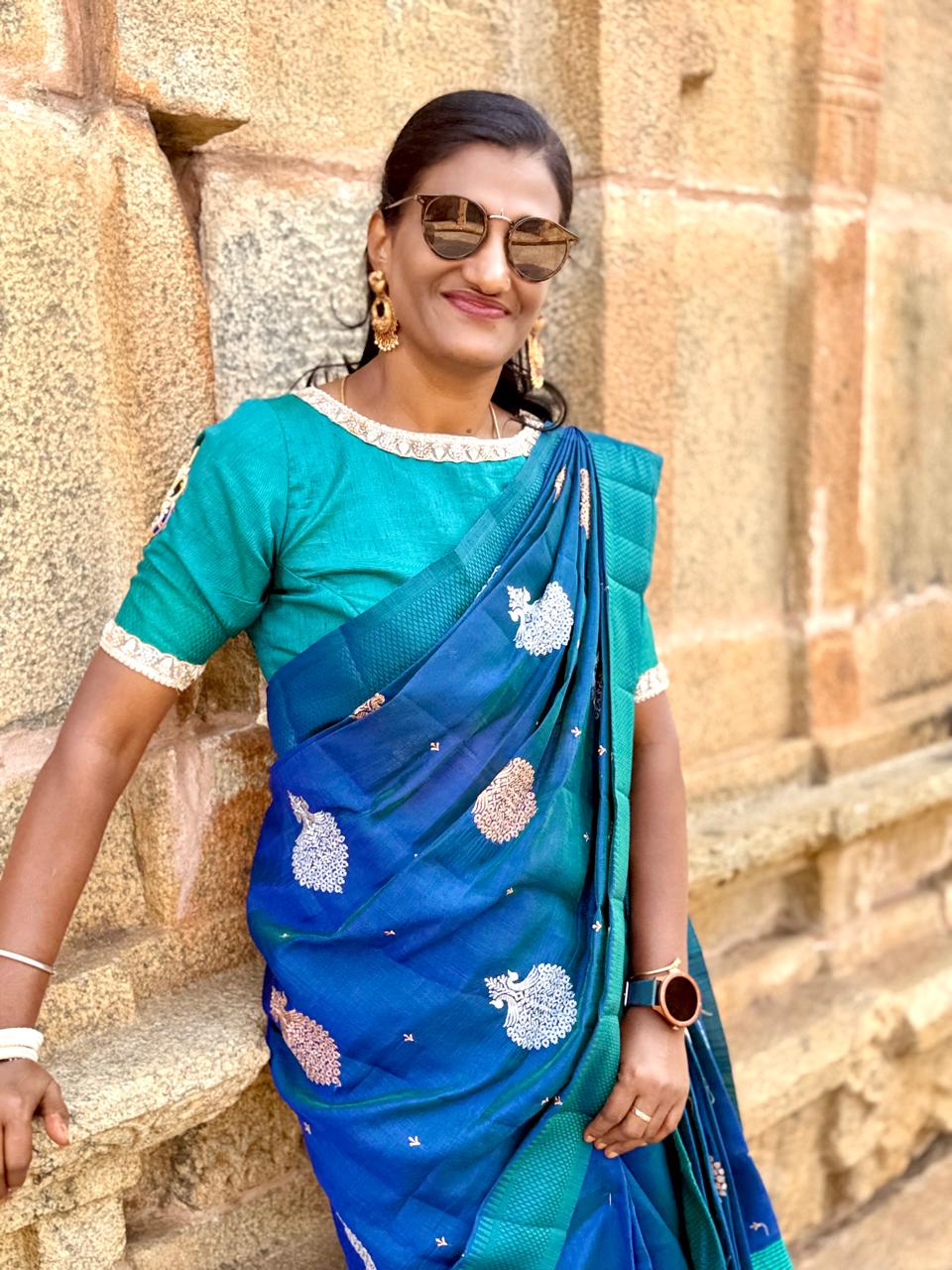 BLUE DUAL TONE BANANA PITH SAREE WITH ANTIQUE COPPER N SILVER EMBROIDERY , CUMS WITH CONTRAST BLOUSE